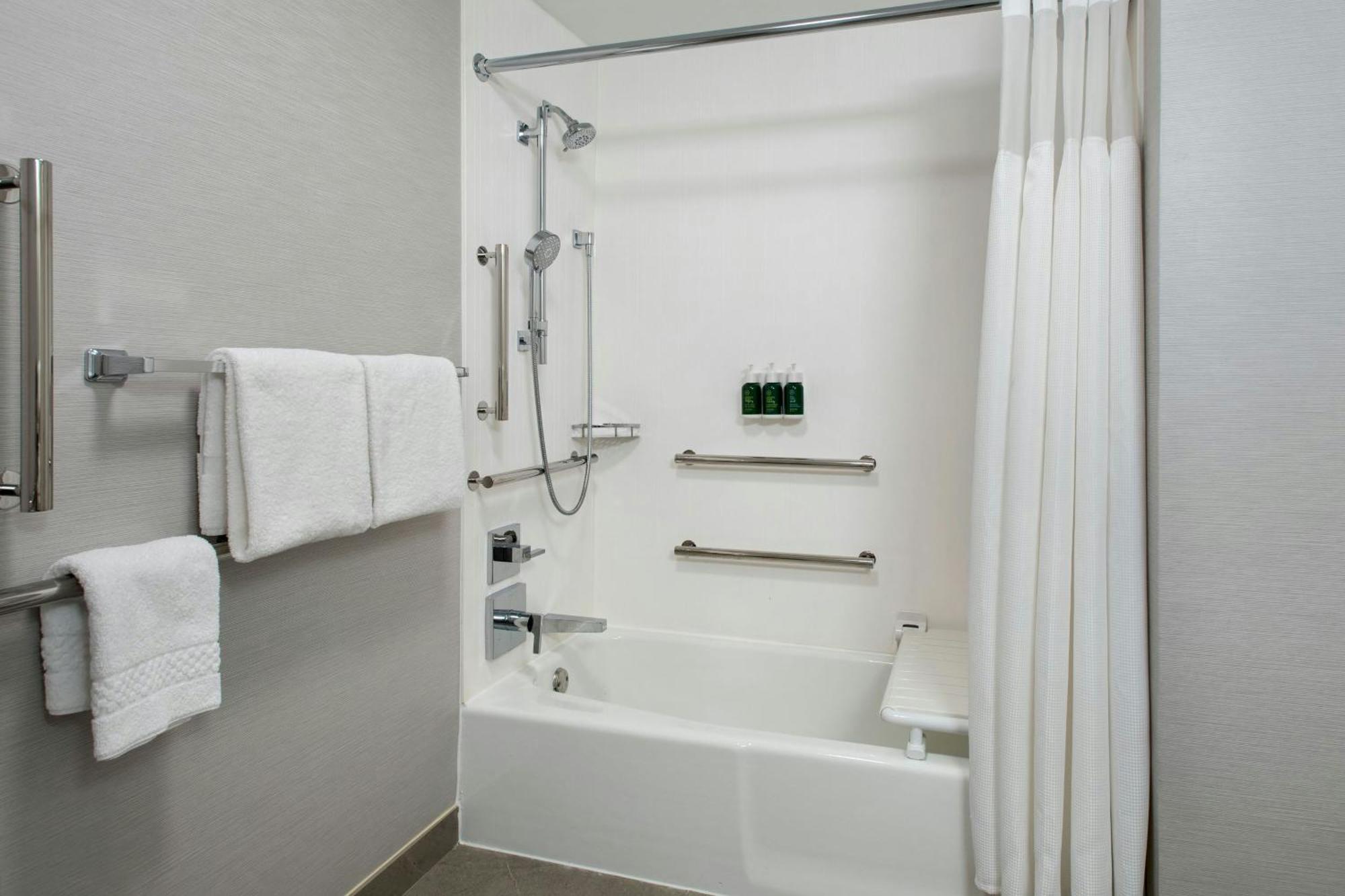 Courtyard By Marriott Silver Spring North/White Oak Luaran gambar